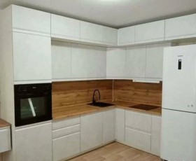 Модульная кухня Бруклин 2.4 x 2 м (Бетон белый) в Славгороде - slavgorod.katalogmebeli.com | фото 15